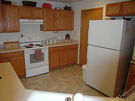 Avail. June 1stAll Appliances Included in Loveland, CO