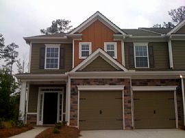 Luxurious 2300 SQft Townhouse in Newnan, GA