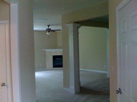 Luxurious 2300 SQft Townhouse in Newnan, GA (Photo 3 of 4)