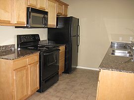 Executive Living- $500 first month's ren in Bentonville, AR (Photo 2 of 6)
