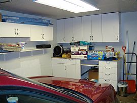 Attached home available mid-June or July in Schaumburg, IL (Photo 3 of 4)