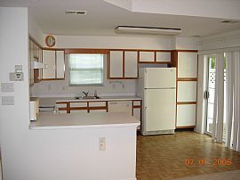 Luxuirious Townhouse in Ocean, NJ (Photo 4 of 6)