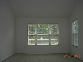 Luxuirious Townhouse in Ocean, NJ (Photo 5 of 6)