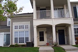 Beautiful 2 bed 2.5 bath condo for rent in Commerce Township, MI