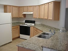 Reasonable Home Near 1-75 in Valrico, FL (Photo 3 of 5)