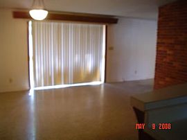 Cute home in the heart of Plant City in Plant City, FL (Photo 4 of 6)