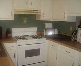 2BR/2BA end unit Townhome in Norcross, GA (Photo 4 of 6)