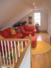 Spacious Single Family with Ocean Views in Plymouth, MA (Photo 6 of 6)