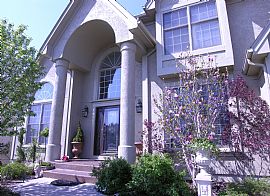 Beautiful House for Rent in Lenexa, KS