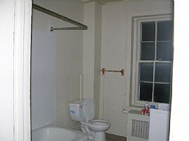 3 Story House for Rent in Kingston, NY (Photo 4 of 6)