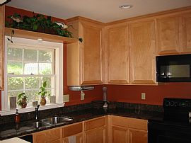 Gorgeous, Renovated TH Avail. Sept. 1st. in Dunwoody, GA (Photo 2 of 6)