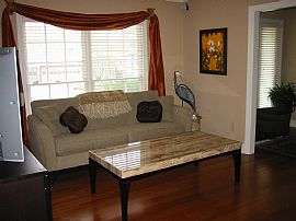 Gorgeous, Renovated TH Avail. Sept. 1st. in Dunwoody, GA (Photo 4 of 6)