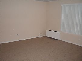 2Bd 2 Bth in Bensenville, IL (Photo 5 of 5)