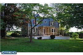 Stunning and Spacious in Langhorne, PA