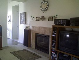 Modern Home in Nice Family Neighborhood in Castle Rock, CO (Photo 4 of 5)