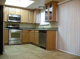 Remodeled Townhome Near Memorial. Look! in Modesto, CA (Photo 2 of 6)
