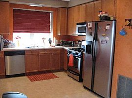 1272sqft 2bed 2bath Condo Rental in Elk Grove Village, IL (Photo 2 of 6)