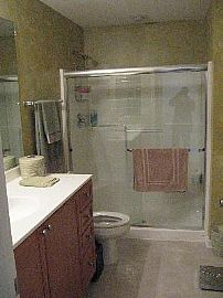 1272sqft 2bed 2bath Condo Rental in Elk Grove Village, IL (Photo 4 of 6)