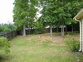 immaculate 3 bedroom,2 bath ranch home in Lawrenceville, GA (Photo 2 of 6)