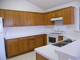 immaculate 3 bedroom,2 bath ranch home in Lawrenceville, GA (Photo 3 of 6)