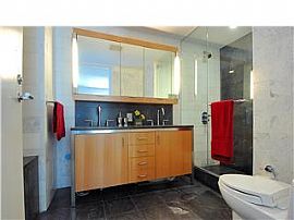 Designer Condo/Luxury Doorman Bldg  in New York, NY (Photo 4 of 6)