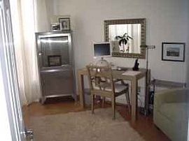 Modern Home for Rent in a Great Area in Henderson, NV (Photo 3 of 4)