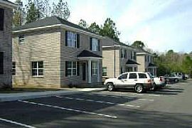 NEW 4 BED/4 BATH TOWNHOUSES  in Statesboro, GA (Photo 2 of 5)
