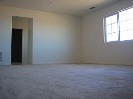Woodcrest House for Rent in Riverside, CA (Photo 4 of 5)