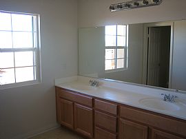 Woodcrest House for Rent in Riverside, CA (Photo 5 of 5)