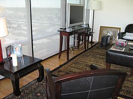 High Rise High Floor Condo at Optima Bil in Phoenix, AZ (Photo 3 of 4)