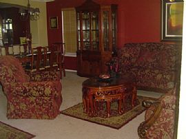 Luxurious single family home in San Antonio, TX (Photo 2 of 6)