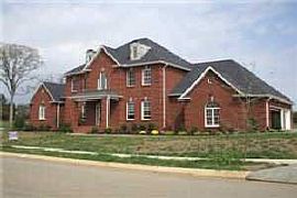 5 BR Custom Built Brand New Lake Front in Lebanon, TN