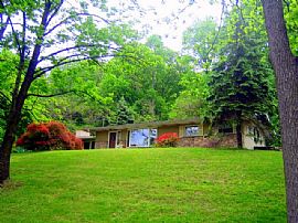 Very largehouse for rent, Mint condition in Hellertown, PA