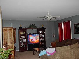 Spacious 5 Bedroom in Mesa, AZ (Photo 4 of 6)