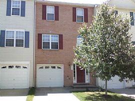 Gorgeous 3 level Townhouse in Fort Washington, MD