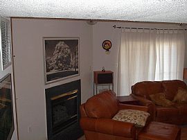 Luxury Townhouse - 3BD, 2 Garage, End Un in Fairfax, VA (Photo 6 of 6)