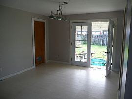 Charming house in downtown Monroe in Monroe, WA (Photo 5 of 6)