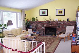 Beautiful House on Subury Line in Framingham, MA (Photo 2 of 4)