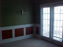 2 bed, 2.5 bath townhome w/great kitchen in College Park, GA (Photo 4 of 6)