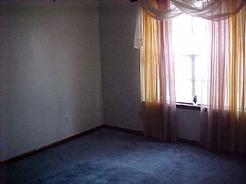 3 bed, 2 bath ranch home lease/purchase in Riverdale, GA (Photo 4 of 6)