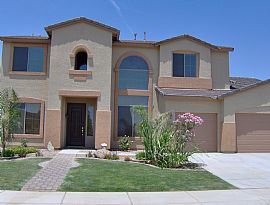 Luxurious Single Family Home in Chandler, AZ