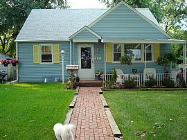 New up dated kitchen Great Neighborhood in Barrington, NJ