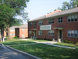 Peaceful, Quiet Living in Kansas City, MO