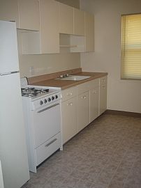 Peaceful, Quiet Living in Kansas City, MO (Photo 3 of 6)