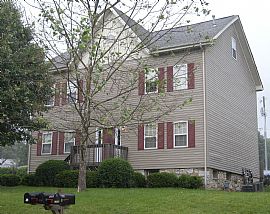 1 Bedroom Apt.  All Utilities Included in Radford, VA