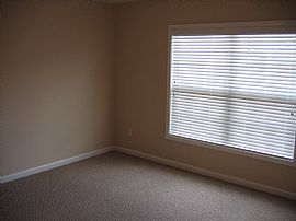 $575/ea. --- Share 3BR House  in Lawrenceville, GA (Photo 3 of 6)