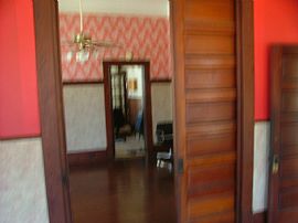 Huge Victorian in Quiet Neighborhood in San Antonio, TX (Photo 3 of 6)