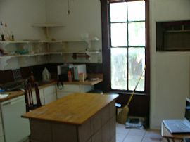 Huge Victorian in Quiet Neighborhood in San Antonio, TX (Photo 6 of 6)