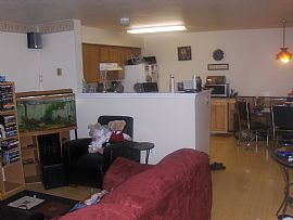 Modern 3br/2.5ba townhome quiet area in Glen Burnie, MD (Photo 4 of 6)