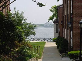 WYNDMOOR AT THE HIGHLANDS, 2BR CONDO in Highlands, NJ